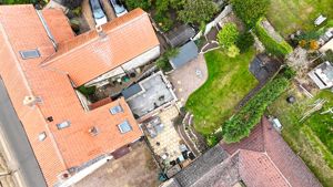 Photo 23- click for photo gallery